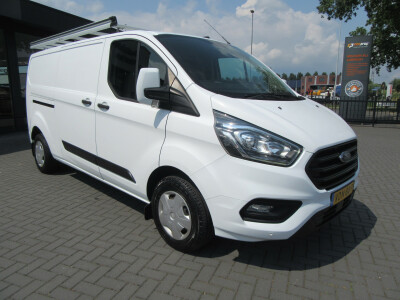 Ford-Transit Custom-1
