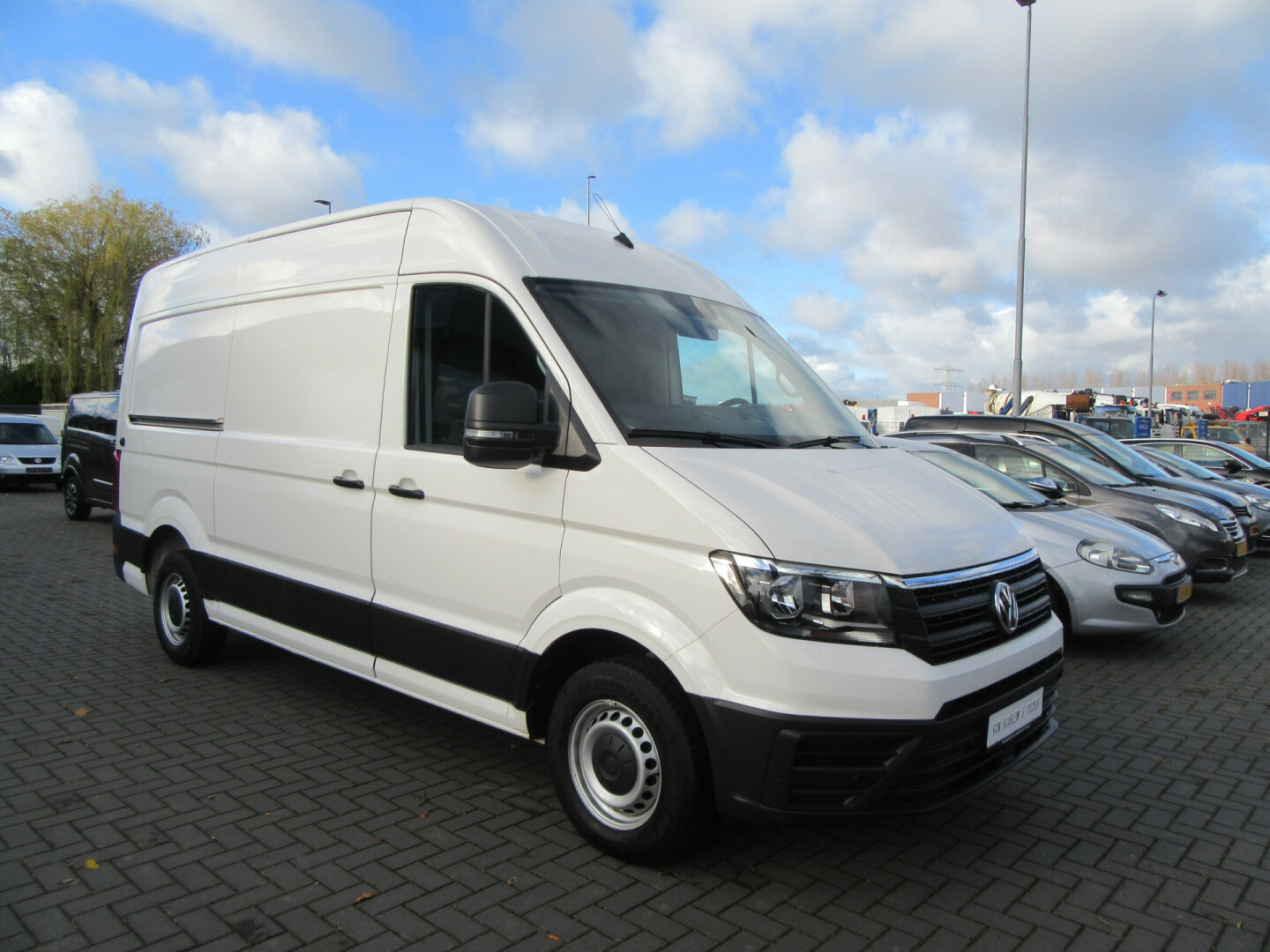Volkswagen-Crafter-1