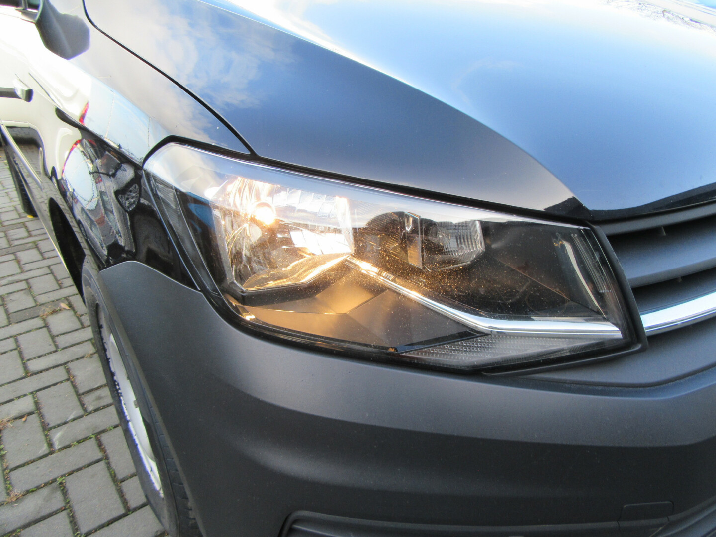 Volkswagen-Caddy-15